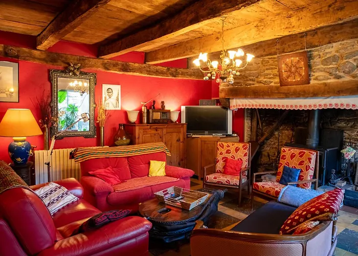 度假居 Grande Maison Familiale - Proche Rodez, Wifi, Calme Et Jardin