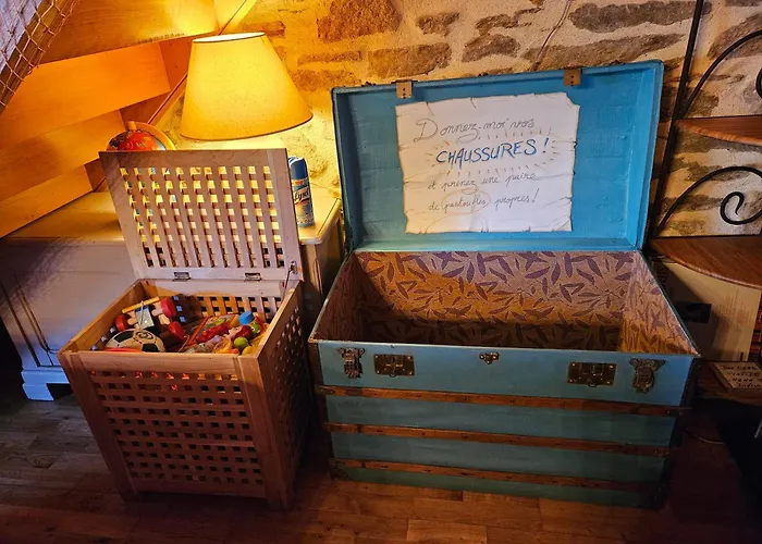 Grande Maison Familiale - Proche Rodez, Wifi, Calme Et Jardin 度假居